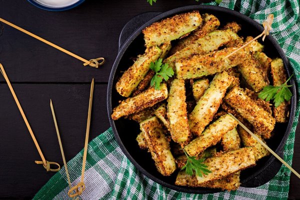 Dovlecei cu parmezan si pesmet, la cuptor