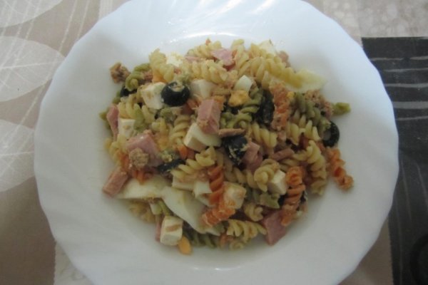 Salata de Paste Tricolore