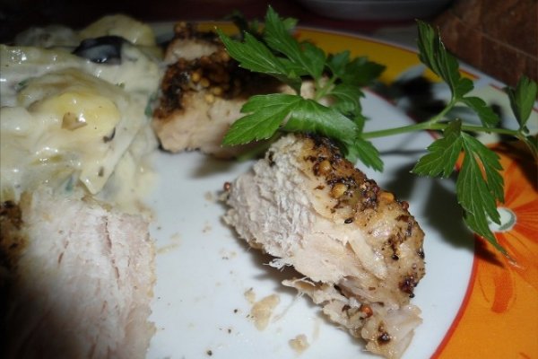 Piept de Curcan in Crusta de Condimente