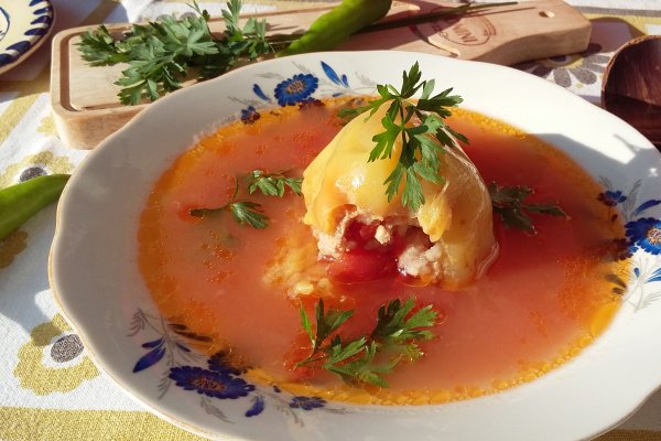 Ciorba cu ardei umplut
