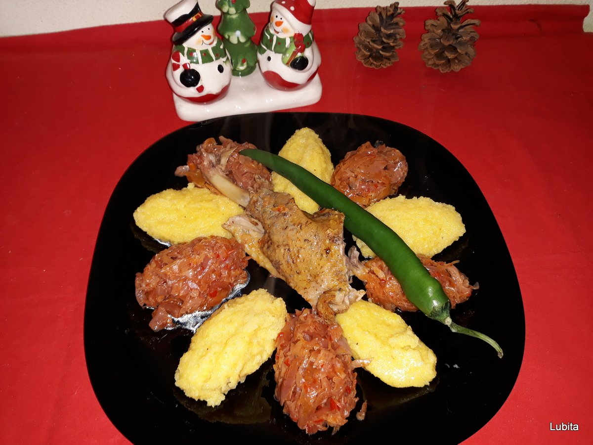 Rata pe mix de varza