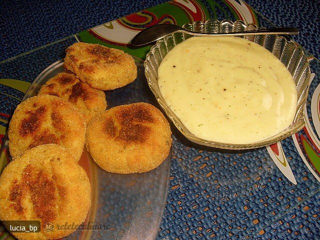 Chiftelute de Cartofi cu Sos de Lamaie